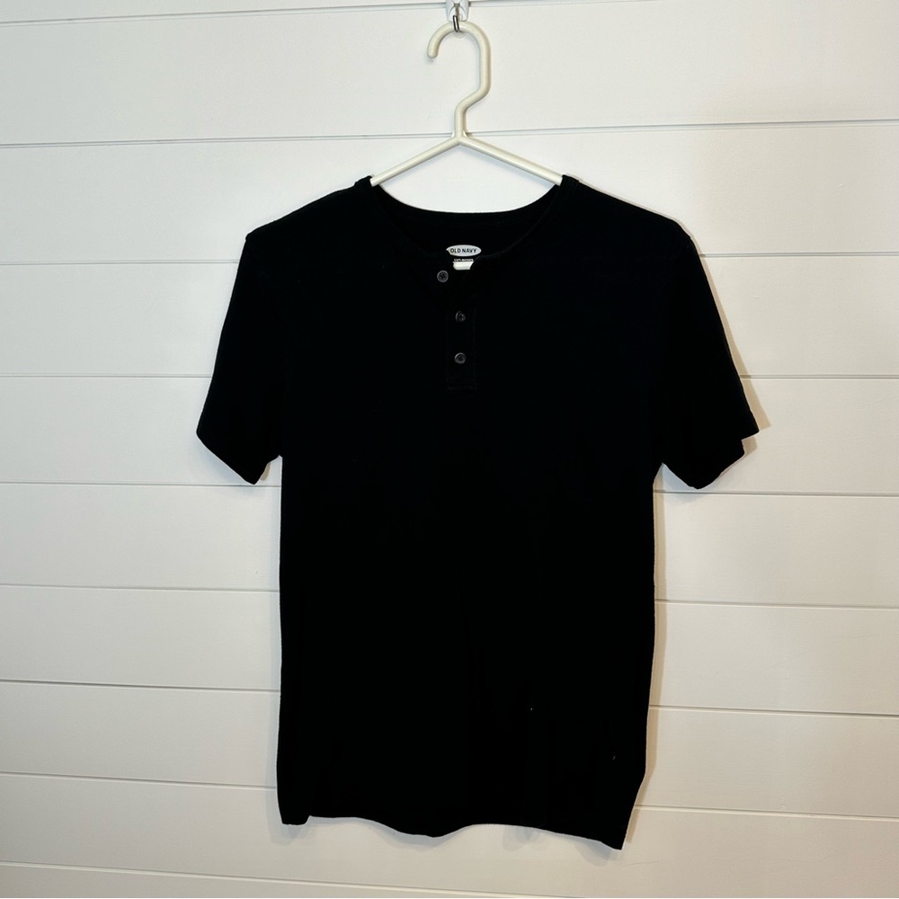 Old Navy black Henley